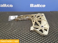 Кронштейн переднего бампера правый