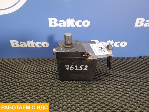 Насос подъема кабины