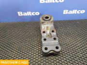 Кронштейн передней рессоры правый