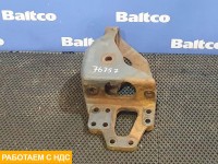 Кронштейн крепления передней рессоры левый