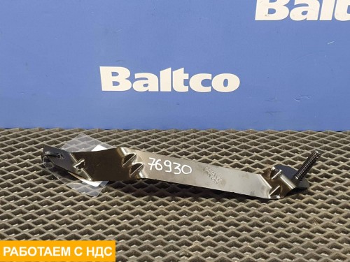 Кронштейн инструментального ящика