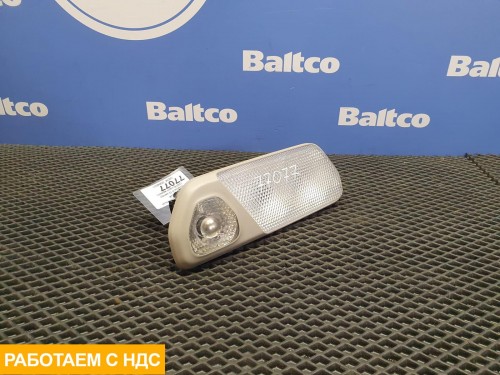 Плафон салонный левый